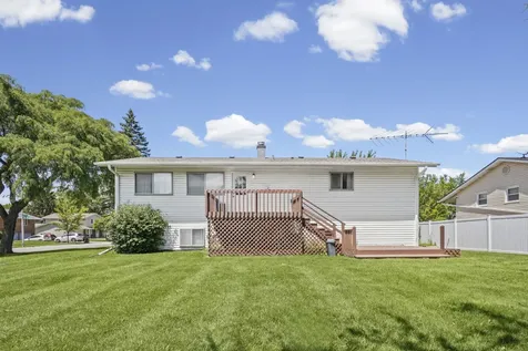 1035 East Plate Drive Palatine IL 60074