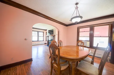 221 West Courtland Street Mundelein IL 60060
