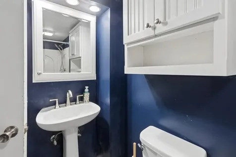 571 26TH Avenue Court East Moline IL 61244