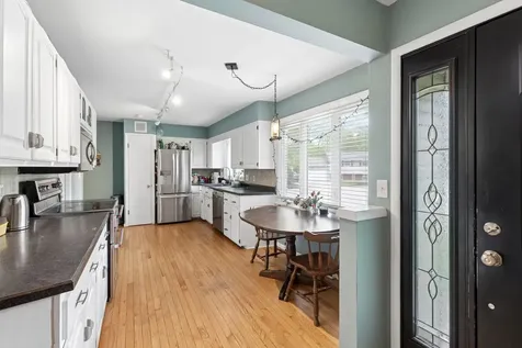 571 26TH Avenue Court East Moline IL 61244