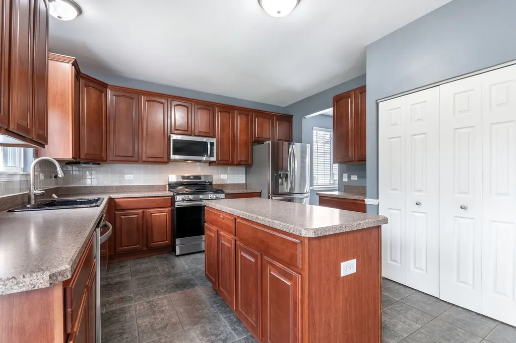 14610 General Drive Plainfield IL 60544