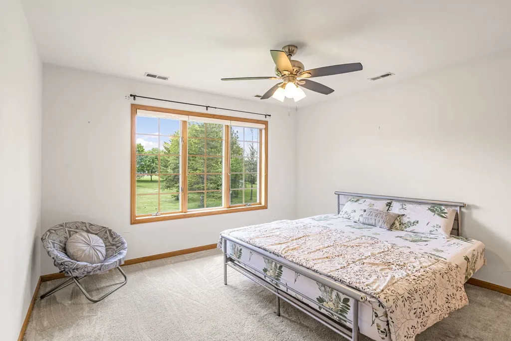 40322 North Golden Eagle Court Antioch IL 60002