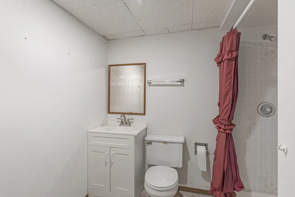 40322 North Golden Eagle Court Antioch IL 60002