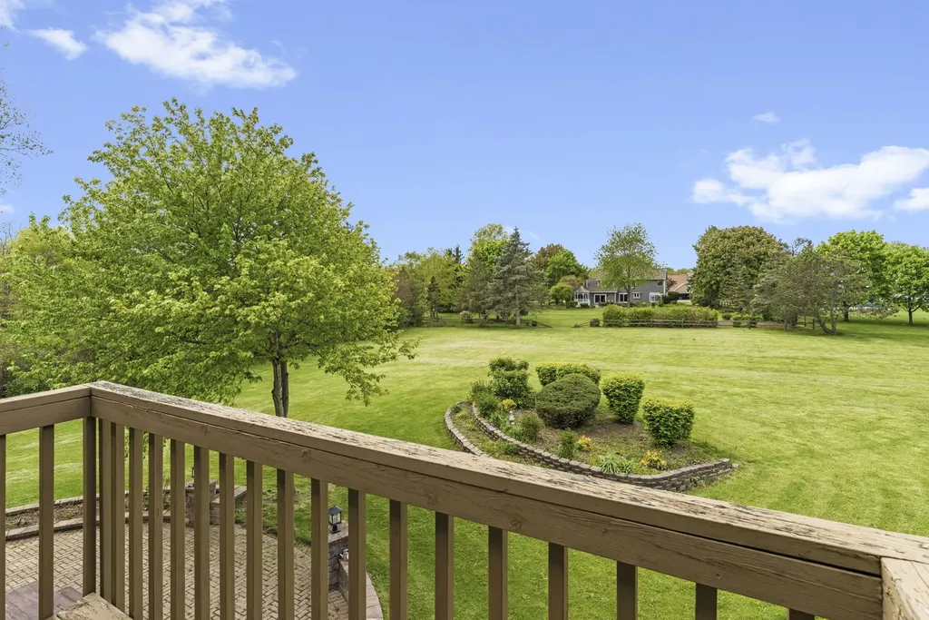 40322 North Golden Eagle Court Antioch IL 60002