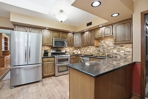 18070 Whitman Lane Lansing IL 60438