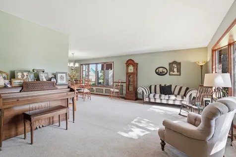 18070 Whitman Lane Lansing IL 60438