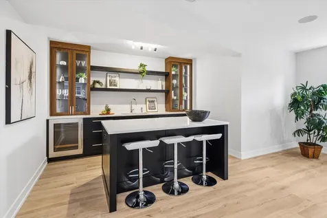 6022 North Ionia Avenue Chicago IL 60646