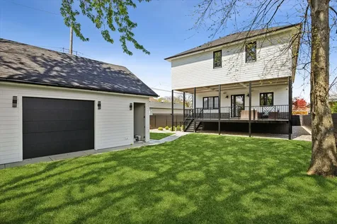 6022 North Ionia Avenue Chicago IL 60646
