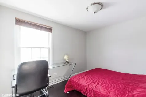 17W764 Lowell Lane Villa Park IL 60181