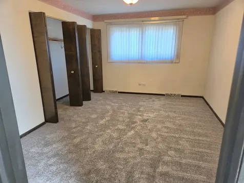6839 Kingston Road Tinley Park IL 60477