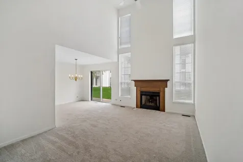103 Meadowbrook Lane Lake Bluff IL 60044