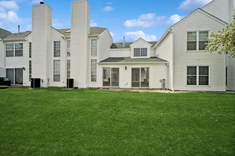 103 Meadowbrook Lane Lake Bluff IL 60044