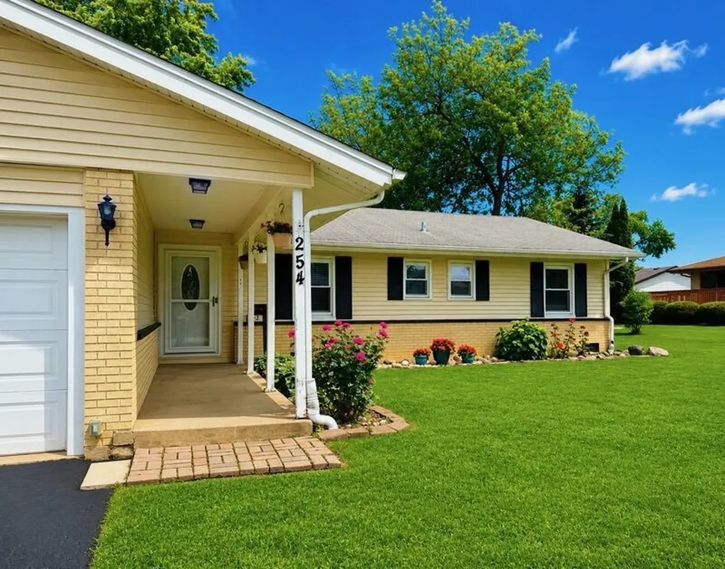 254 Placid Way Elk Grove Village IL 60007