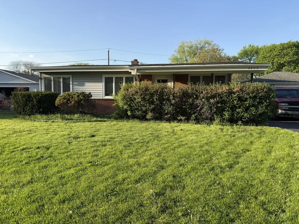 3920 Wren Court Rolling Meadows IL 60008