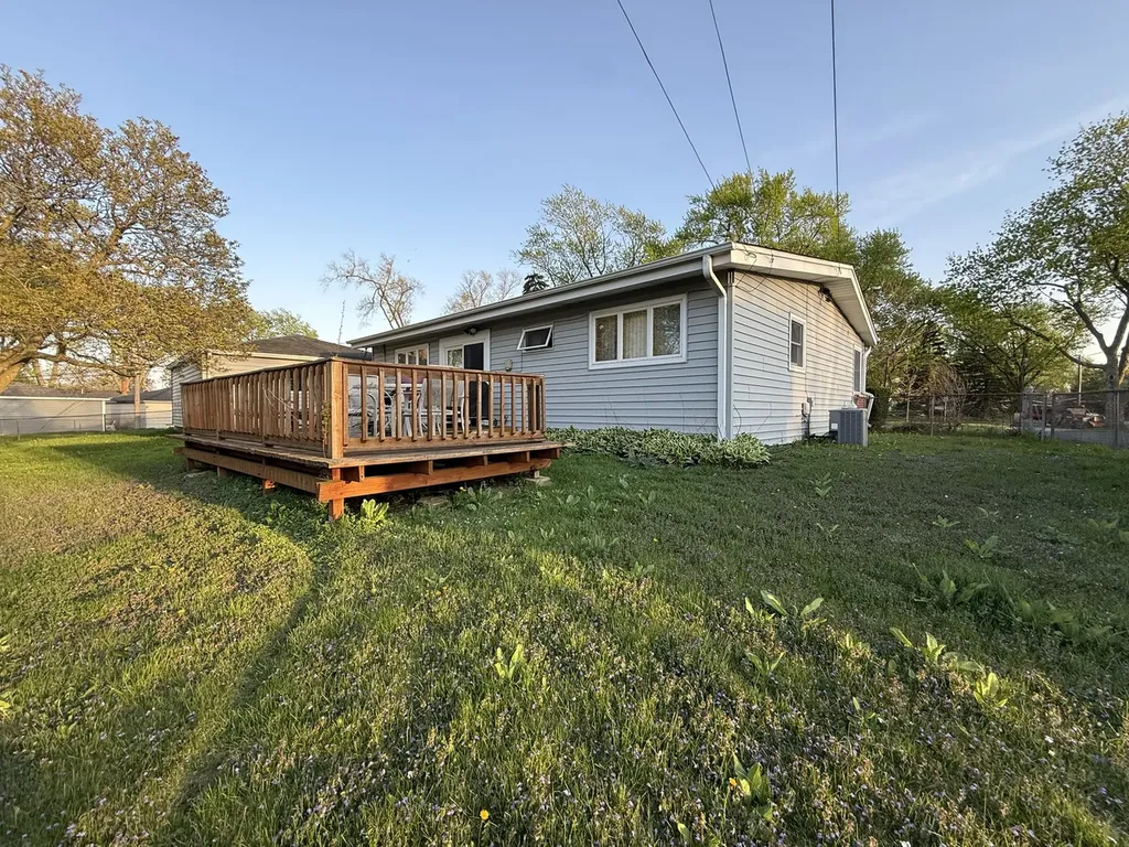 3920 Wren Court Rolling Meadows IL 60008