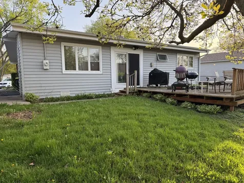 3920 Wren Court Rolling Meadows IL 60008