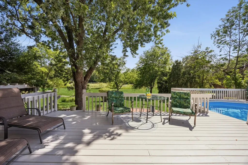 2929 Northcreek Drive Woodridge IL 60517