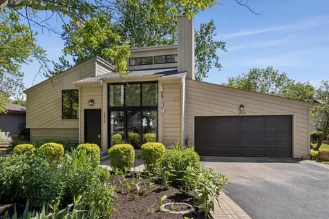 2929 Northcreek Drive Woodridge IL 60517
