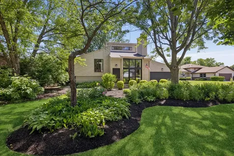 2929 Northcreek Drive Woodridge IL 60517