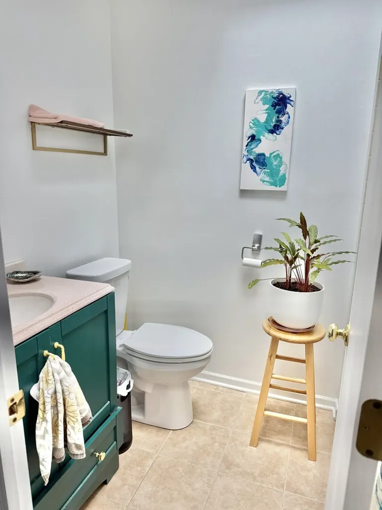 27W705 Windermere Road Winfield IL 60190