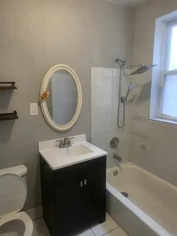 6926 South Paxton Avenue Chicago IL 60649