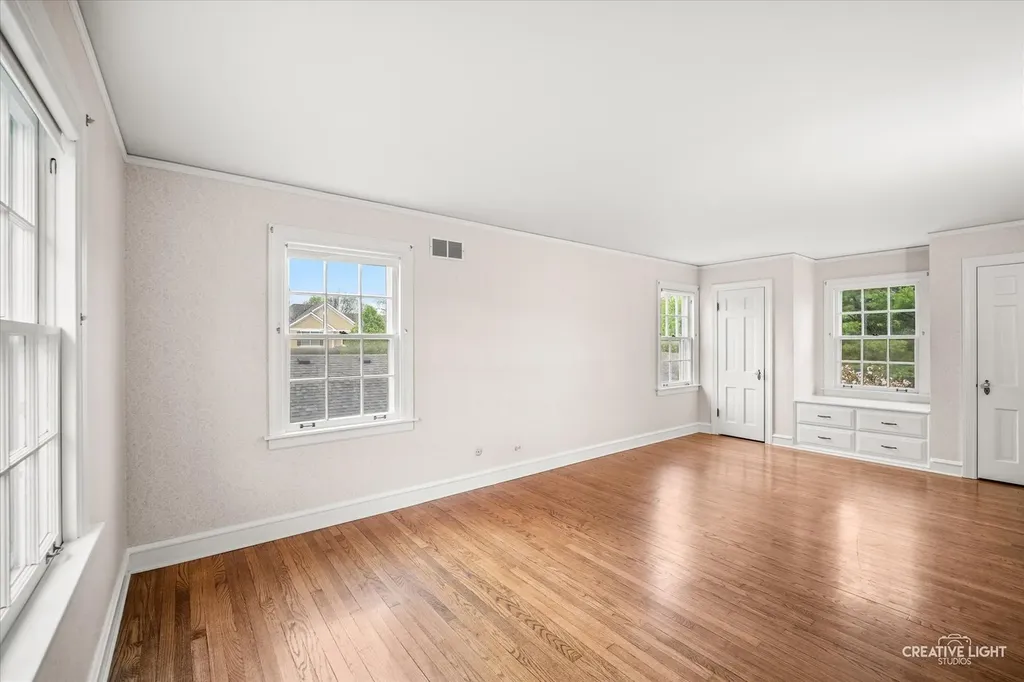 1106 North Washington Street Wheaton IL 60187