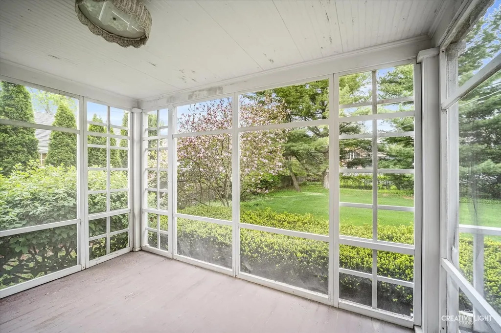 1106 North Washington Street Wheaton IL 60187