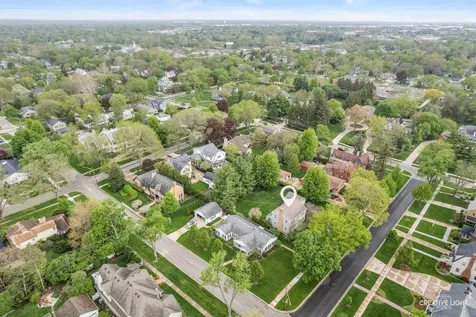 1106 North Washington Street Wheaton IL 60187