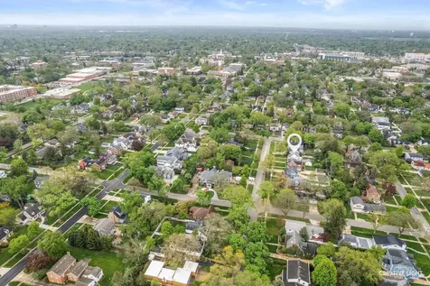 1106 North Washington Street Wheaton IL 60187