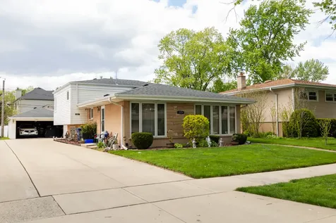 2124 Westview Drive Des Plaines IL 60018