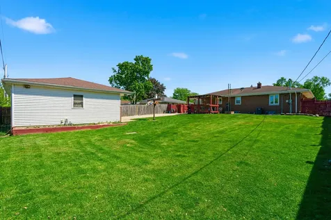 512 Chaney Street Crest Hill IL 60403