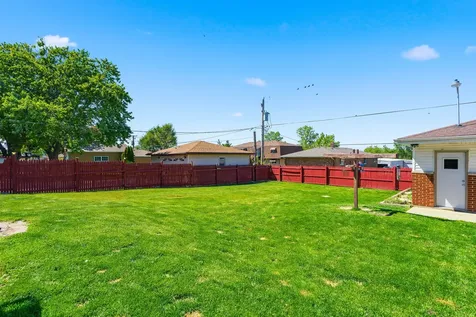512 Chaney Street Crest Hill IL 60403