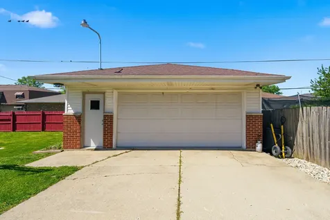 512 Chaney Street Crest Hill IL 60403