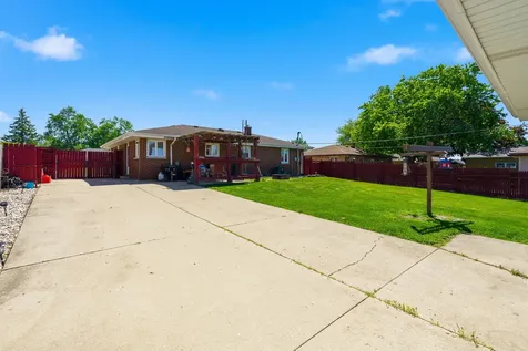 512 Chaney Street Crest Hill IL 60403
