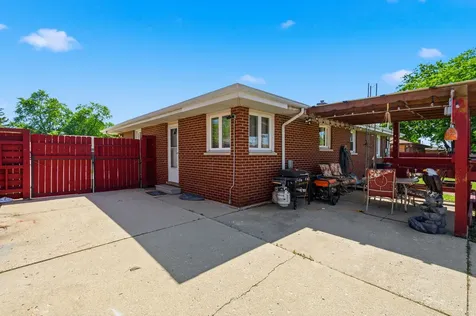 512 Chaney Street Crest Hill IL 60403
