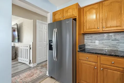 512 Chaney Street Crest Hill IL 60403