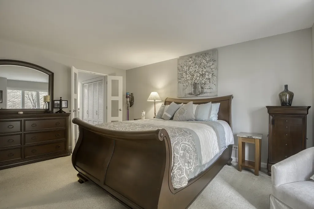 2 Oak Brook Club Drive Oak Brook IL 60523