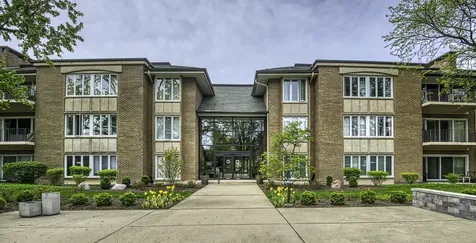 2 Oak Brook Club Drive Oak Brook IL 60523