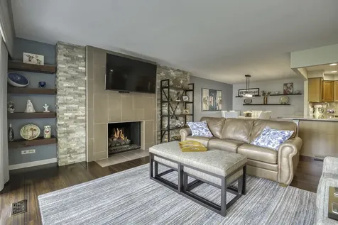 2 Oak Brook Club Drive Oak Brook IL 60523