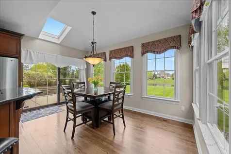 4N734 Blue Lake Circle St. Charles IL 60175