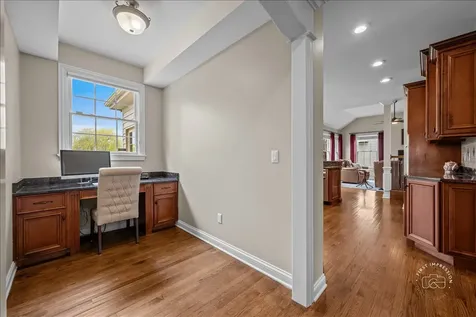 4N734 Blue Lake Circle St. Charles IL 60175