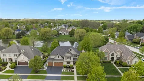 4N734 Blue Lake Circle St. Charles IL 60175