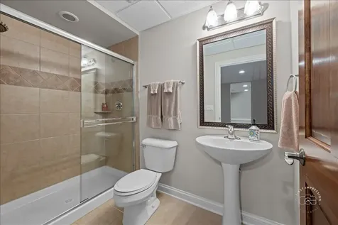 4N734 Blue Lake Circle St. Charles IL 60175