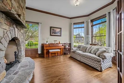 4N734 Blue Lake Circle St. Charles IL 60175