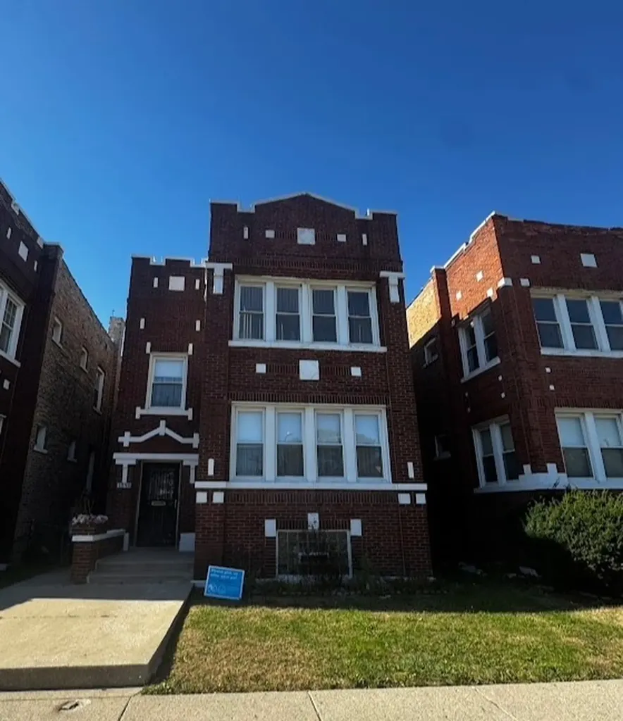 7940 South Marshfield Avenue Chicago IL 60620