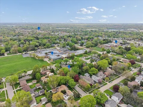 512 Oak Street Libertyville IL 60048