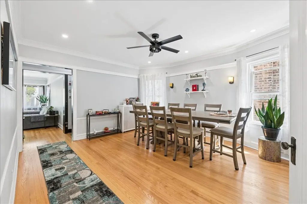 2629 West Winnemac Avenue Chicago IL 60625