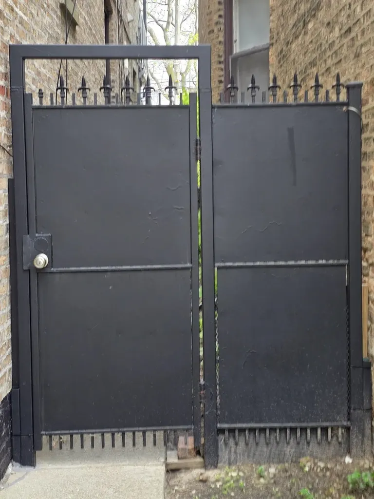 2629 West Winnemac Avenue Chicago IL 60625