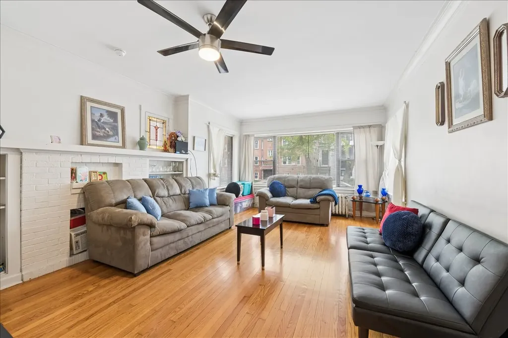 2629 West Winnemac Avenue Chicago IL 60625
