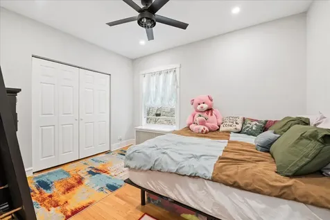 2629 West Winnemac Avenue Chicago IL 60625